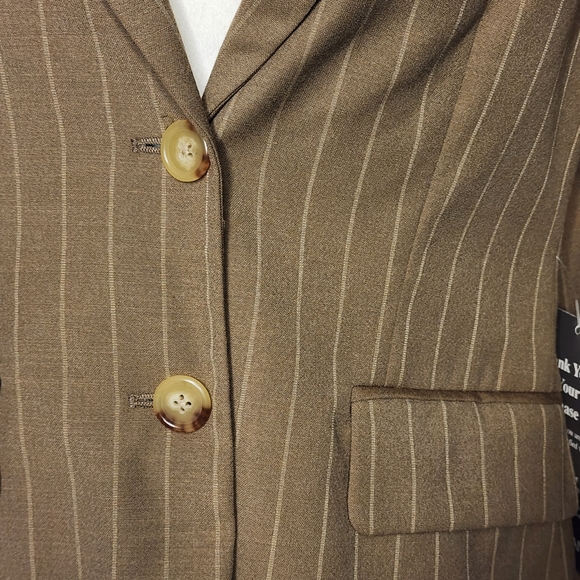 Ralph Lauren, Brown Pin Stripe Blazer. Size: NWT! VINTAGE!!! - Picture 10 of 15